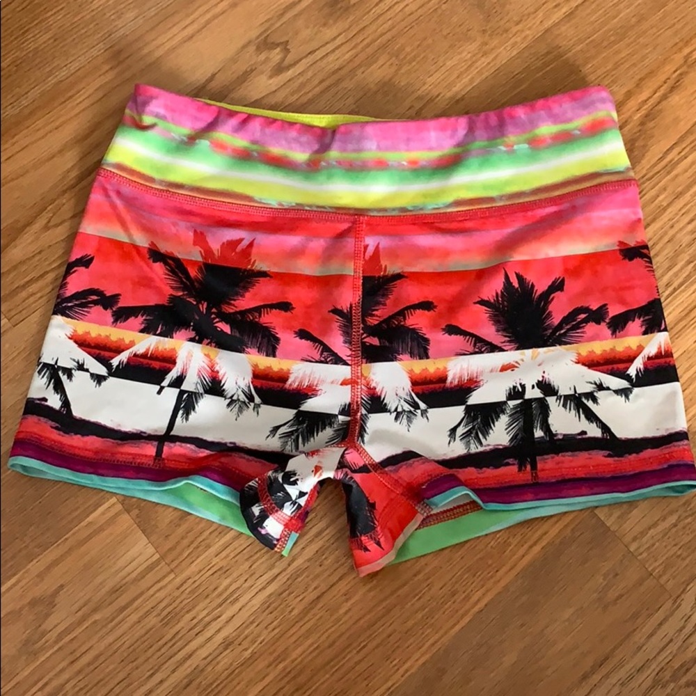 ATHETLIC SHORTS